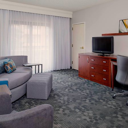 Sonesta Select Kansas City Airport Tiffany Springs Kültér fotó